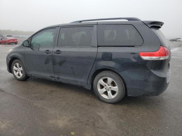 Photo 2 from auction – 2014 TOYOTA SIENNA LE with VIN 5TDKK3DC9ES447200