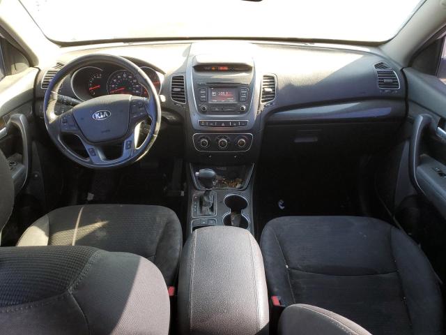 Photo 8 from auction – 2014 KIA SORENTO LX with VIN 5XYKT4A64EG447619
