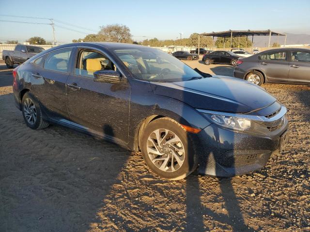 Photo 4 from auction – 2018 HONDA CIVIC EX with VIN 2HGFC2F75JH548690