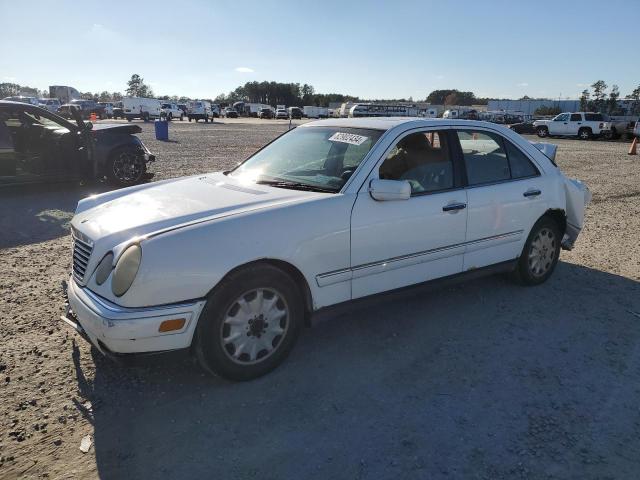 MERCEDES-BENZ E 320 1998 with VIN WDBJF65F0WA506724 - Photo from auction