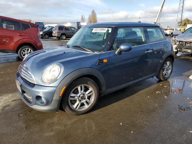 MINI COOPER 2011 with VIN WMWSU3C52BT252904 - Photo from auction