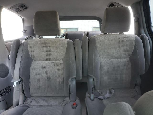 Photo 10 from auction – 2010 TOYOTA SIENNA CE with VIN 5TDKK4CC0AS327237