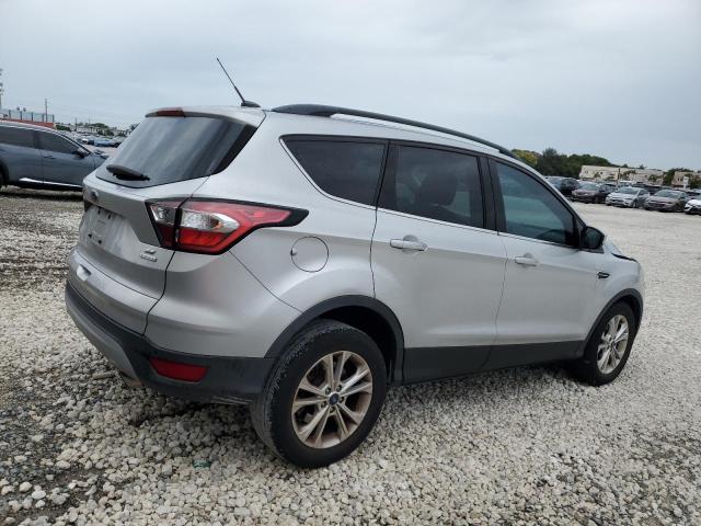Photo 3 from auction – 2017 FORD ESCAPE SE with VIN 1FMCU0G91HUD35094