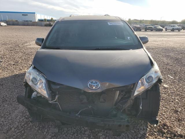 Photo 5 from auction – 2015 TOYOTA SIENNA XLE with VIN 5TDYK3DC8FS649831