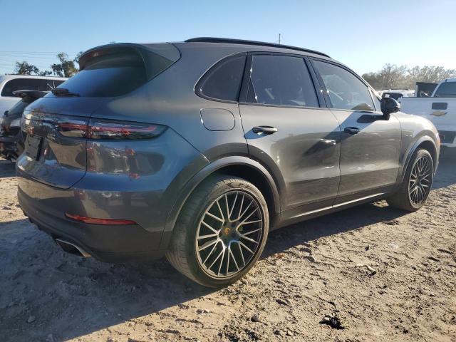 Photo 3 from auction – 2019 PORSCHE CAYENNE SE with VIN WP1AE2AY1KDA51233