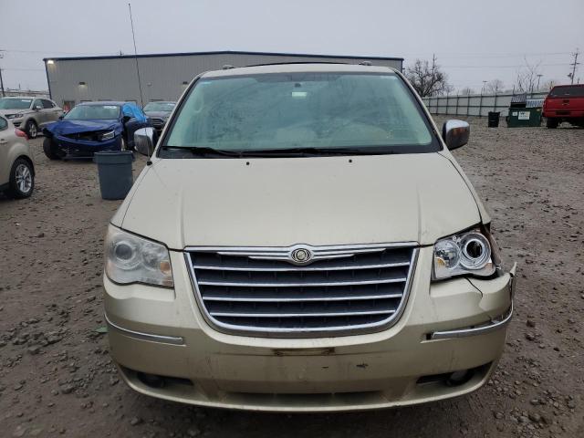 Photo 5 from auction – 2010 CHRYSLER TOWN & COU with VIN 2A4RR6DX2AR253457
