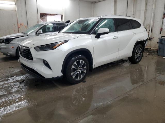 TOYOTA HIGHLANDER 2021 with VIN 5TDGZRBH2MS073708 - Photo from auction