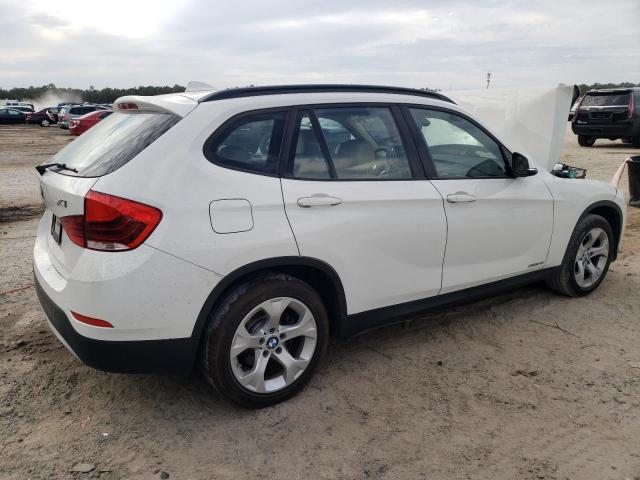 Photo 3 from auction – 2015 BMW X1 SDRIVE2 with VIN WBAVM1C57FV314650