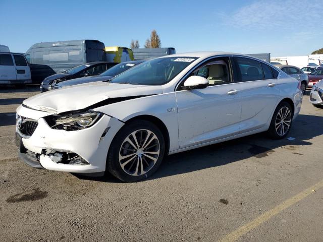 BUICK REGAL ESSE 2018 with VIN W04GP6SX6J1104053 - Photo from auction