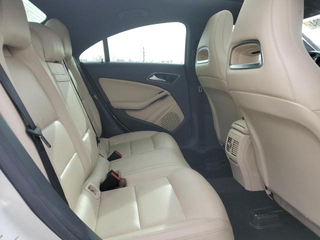 Photo 10 from auction – 2015 MERCEDES-BENZ CLA 250 with VIN WDDSJ4EB4FN168328