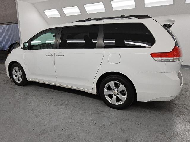 Photo 2 from auction – 2012 TOYOTA SIENNA LE with VIN 5TDKK3DC9CS179794