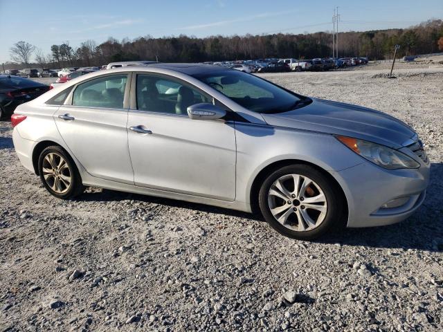 Photo 4 from auction – 2011 HYUNDAI SONATA SE with VIN 5NPEC4AC2BH010726