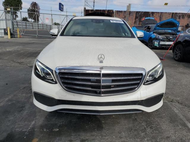 Photo 5 from auction – 2017 MERCEDES-BENZ E 300 with VIN WDDZF4JB9HA289386