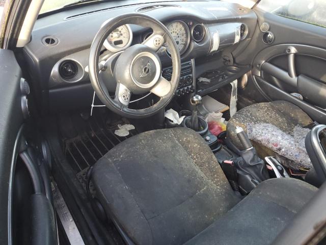 Photo 8 from auction – 2006 MINI COOPER with VIN WMWRC33506TK64430