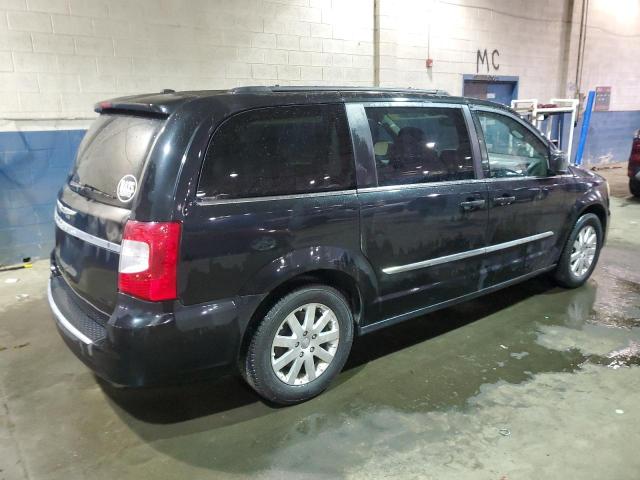 Photo 3 from auction – 2016 CHRYSLER TOWN & COU with VIN 2C4RC1BG3GR148366