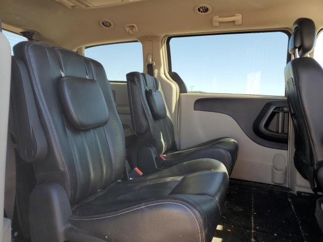 Photo 11 from auction – 2014 CHRYSLER TOWN & COU with VIN 2C4RC1BG2ER399764