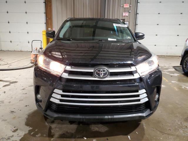 Photo 5 from auction – 2019 TOYOTA HIGHLANDER with VIN 5TDJZRFH3KS598547