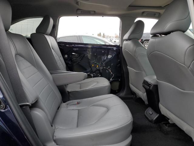 Photo 11 from auction – 2023 TOYOTA HIGHLANDER with VIN 5TDKBRCH5PS122093