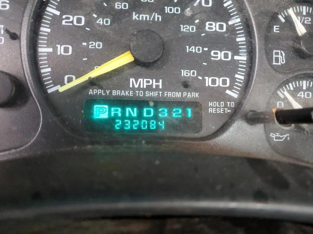 Photo 9 from auction – 2000 CHEVROLET SILVERADO with VIN 1GCEC14V2YZ292346