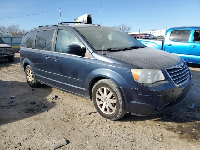 Photo 4 from auction – 2008 CHRYSLER TOWN & COU with VIN 2A8HR54P28R648317