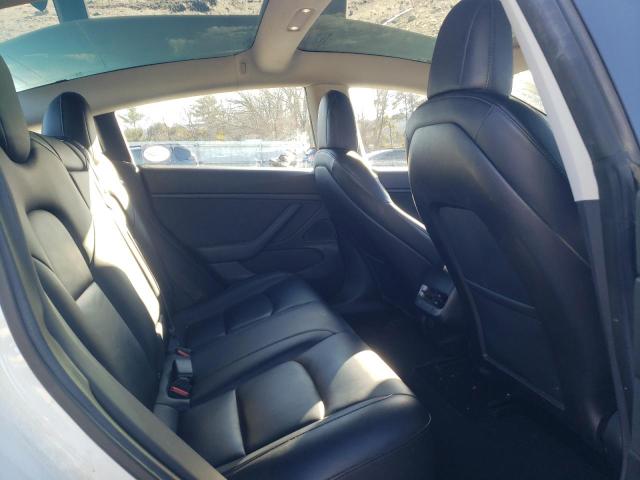 Photo 10 from auction – 2019 TESLA MODEL 3 with VIN 5YJ3E1EB5KF493399