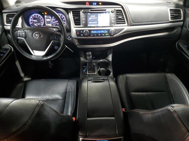 Photo 8 from auction – 2018 TOYOTA HIGHLANDER with VIN 5TDKZRFH1JS274676