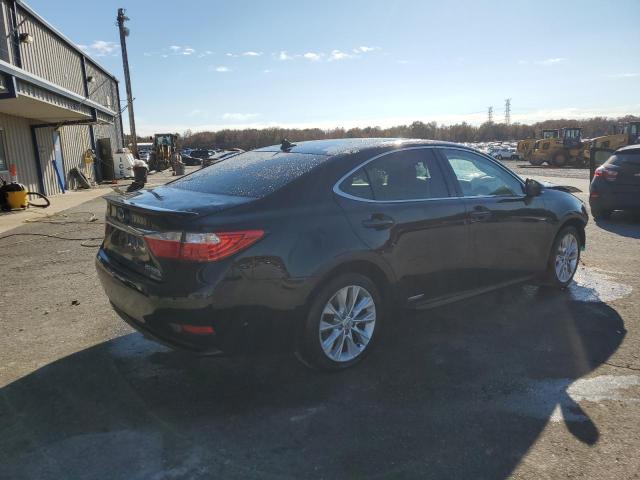 Photo 3 from auction – 2013 LEXUS ES 300H with VIN JTHBW1GG9D2015475