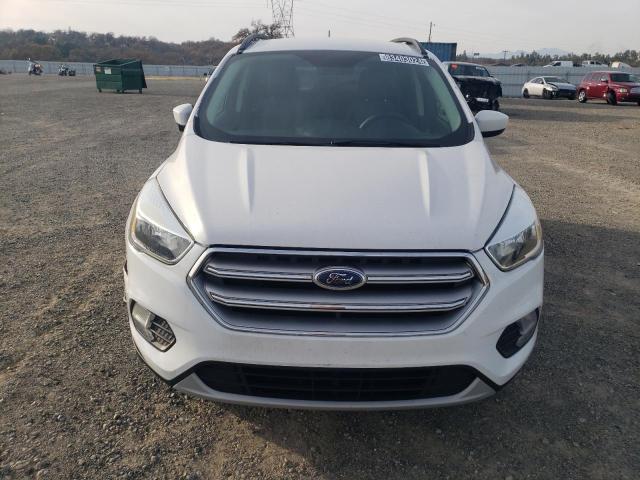 Photo 5 from auction – 2017 FORD ESCAPE SE with VIN 1FMCU9GD0HUC16980