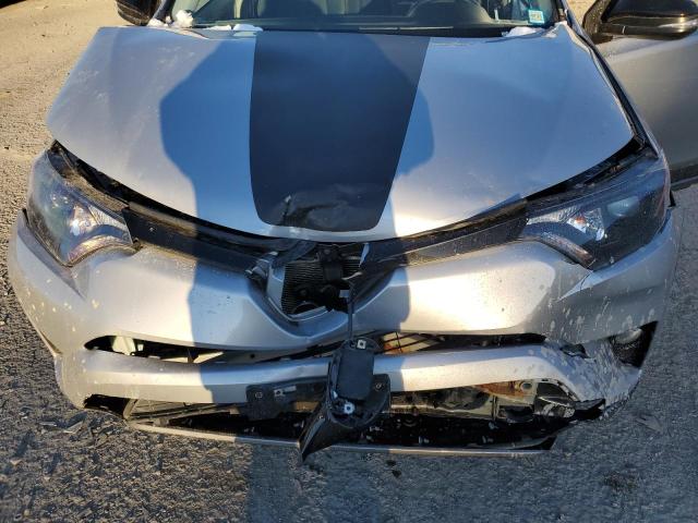 Photo 12 from auction – 2018 TOYOTA RAV4 ADVEN with VIN 2T3RFREV5JW796577