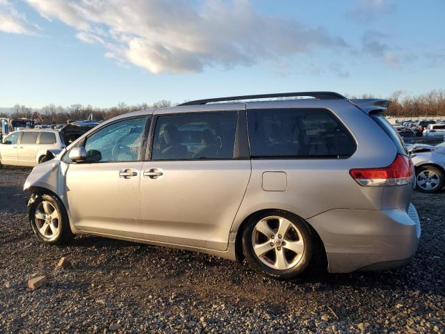 Photo 2 from auction – 2012 TOYOTA SIENNA LE with VIN 5TDKK3DC7CS259059