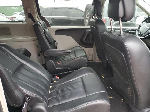 Photo 11 from auction – 2014 CHRYSLER TOWN & COU with VIN 2C4RC1BGXER126300
