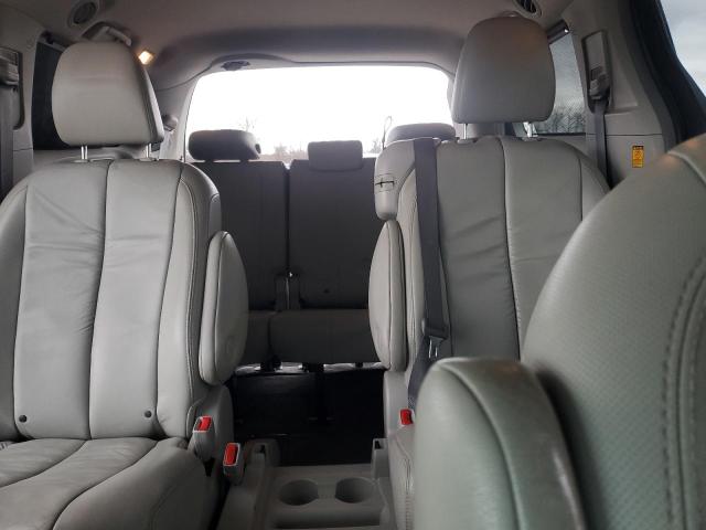 Photo 10 from auction – 2011 TOYOTA SIENNA XLE with VIN 5TDYK3DC3BS090117