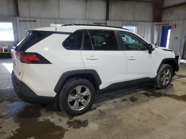 Photo 3 from auction – 2022 TOYOTA RAV4 XLE with VIN 2T3P1RFV6NC307261