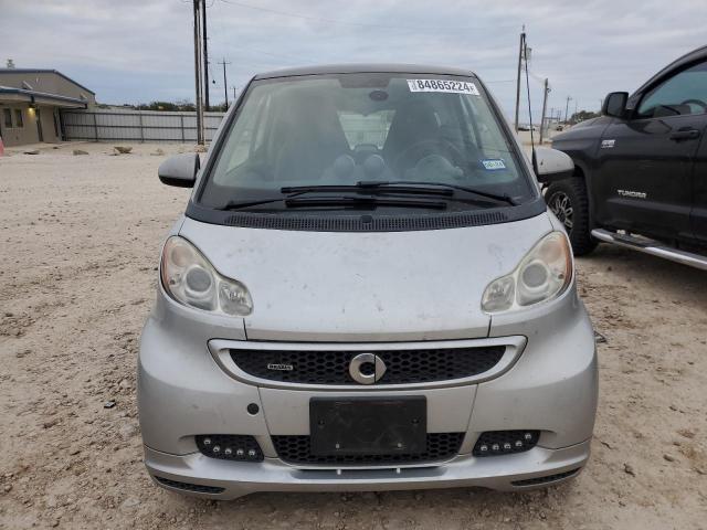 Photo 5 from auction – 2013 SMART FORTWO PUR with VIN WMEEJ3BA6DK635441