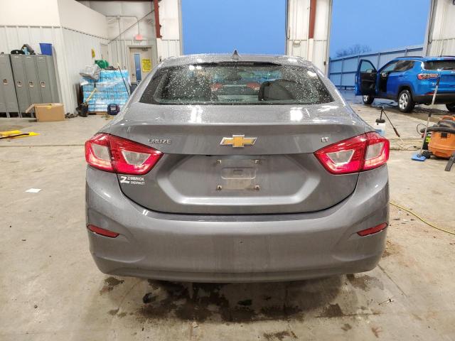 Photo 6 from auction – 2018 CHEVROLET CRUZE LT with VIN 1G1BE5SM5J7166331
