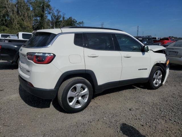 Photo 3 from auction – 2018 JEEP COMPASS LA with VIN 3C4NJDBB1JT116630