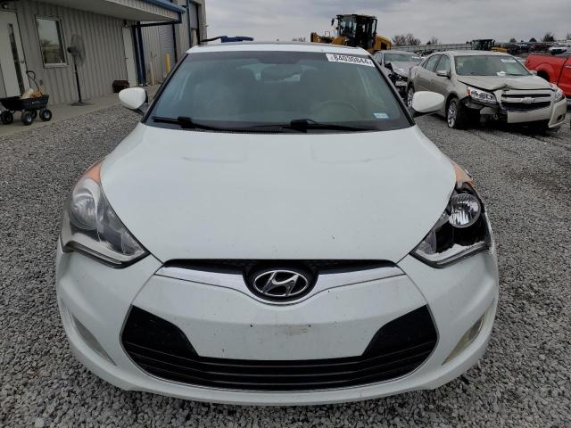 Photo 5 from auction – 2016 HYUNDAI VELOSTER with VIN KMHTC6AD0GU251706