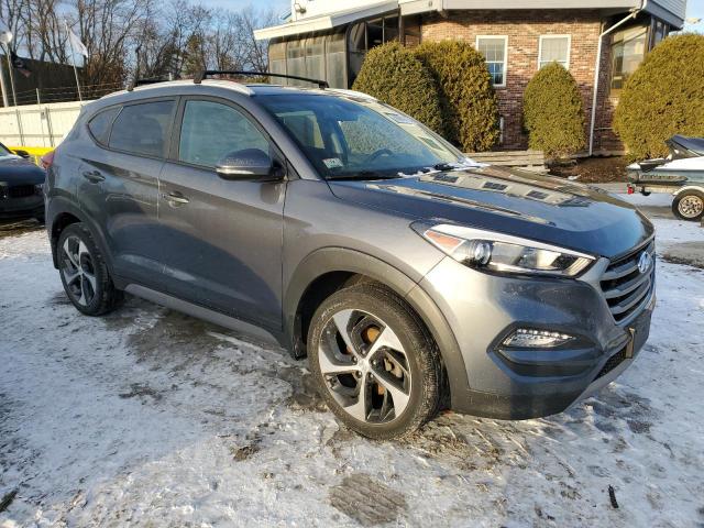 Photo 4 from auction – 2017 HYUNDAI TUCSON LIM with VIN KM8J3CA25HU340564