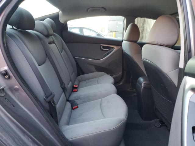 Photo 10 from auction – 2012 HYUNDAI ELANTRA GL with VIN 5NPDH4AE0CH091757