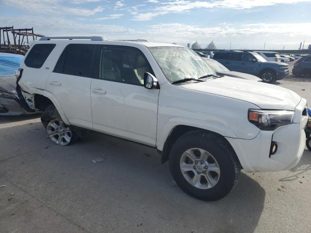 Photo 4 from auction – 2014 TOYOTA 4RUNNER SR with VIN JTEZU5JR8E5072690
