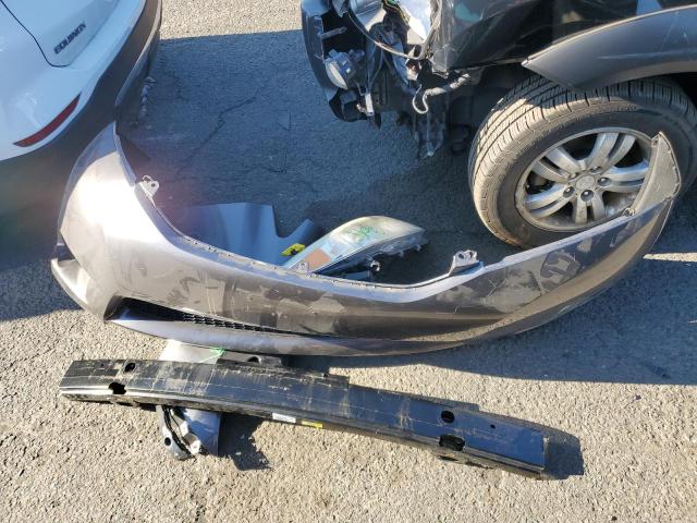 Photo 13 from auction – 2011 TOYOTA SIENNA XLE with VIN 5TDYK3DC6BS065244