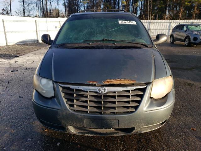 Photo 5 from auction – 2006 CHRYSLER TOWN & COU with VIN 1A4GP44RX6B755593