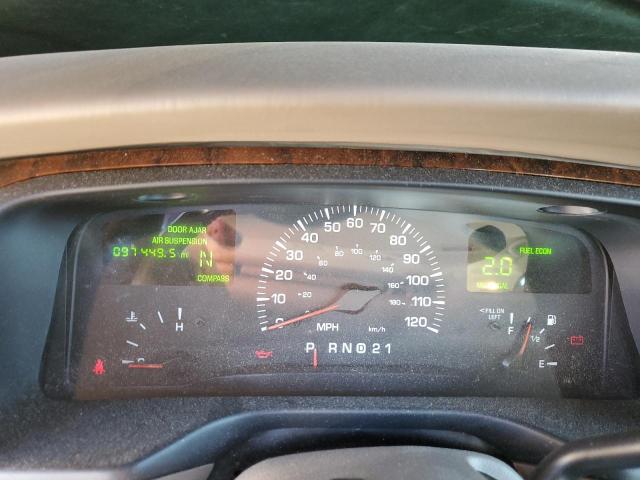 Photo 9 from auction – 2000 LINCOLN TOWN CAR C with VIN 1LNHM83W4YY934290