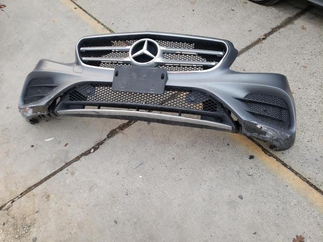 Photo 12 from auction – 2017 MERCEDES-BENZ E 300 with VIN WDDZF4JB1HA125985