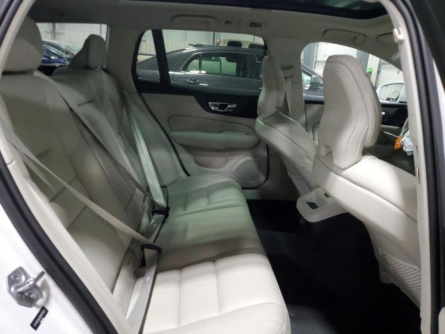 Photo 11 from auction – 2021 VOLVO V60 CROSS with VIN YV4102WK2M1077975