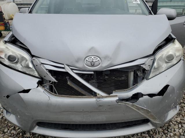 Photo 12 from auction – 2015 TOYOTA SIENNA LE with VIN 5TDKK3DCXFS583014