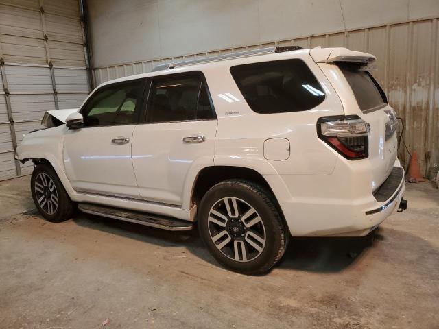 Photo 2 from auction – 2020 TOYOTA 4RUNNER SR with VIN JTEBU5JRXL5836389