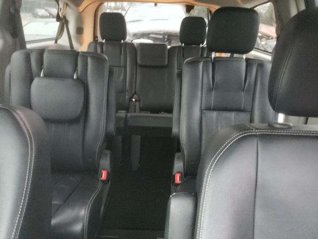 Photo 10 from auction – 2013 CHRYSLER TOWN & COU with VIN 2C4RC1BG5DR741870