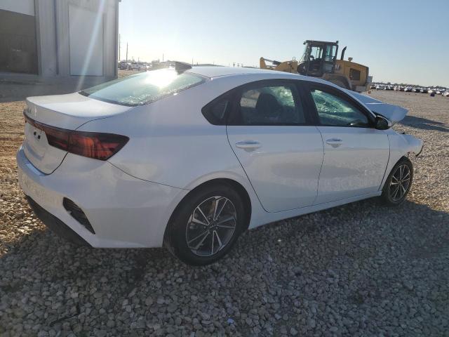 Photo 3 from auction – 2022 KIA FORTE FE with VIN 3KPF24AD0NE456754
