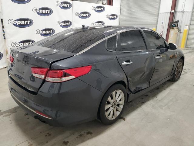 Photo 3 from auction – 2017 KIA OPTIMA LX with VIN 5XXGT4L33HG146339